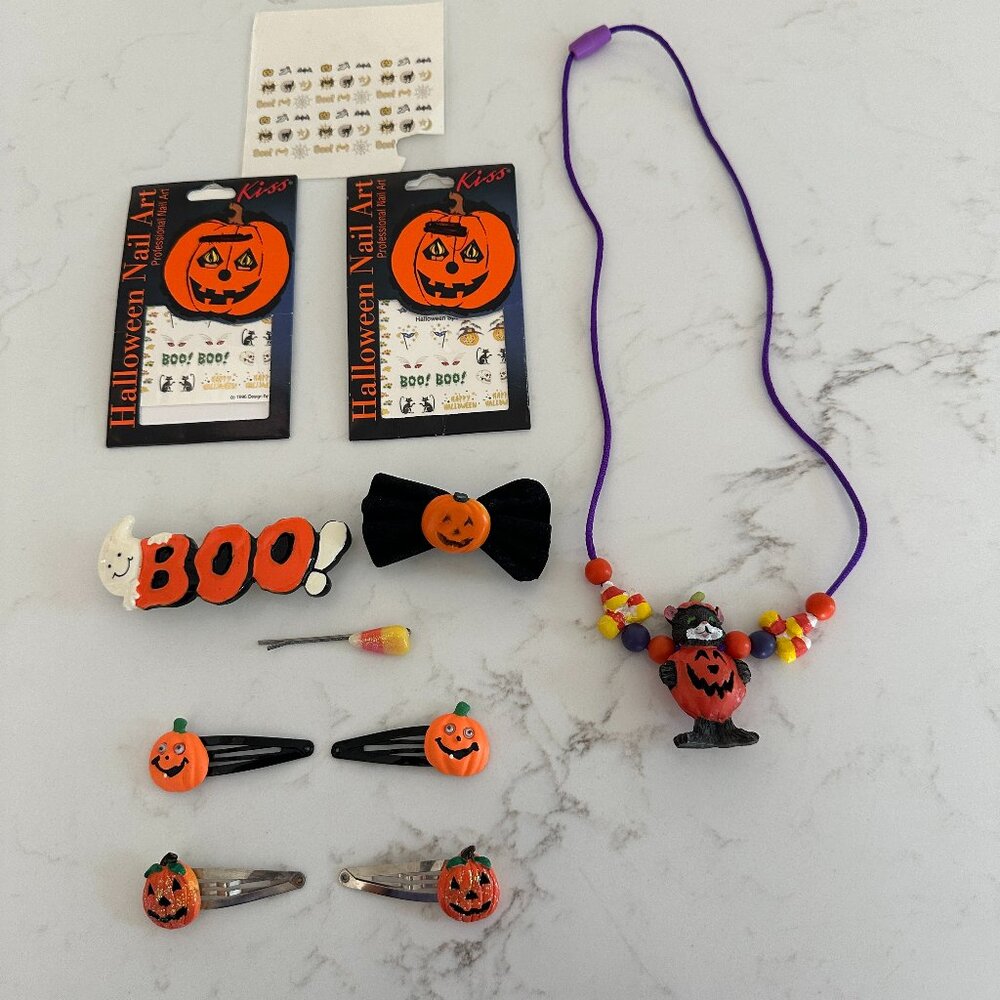 Fun Assortment of Halloween Accessories!